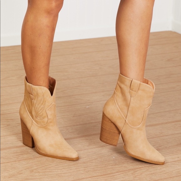 Sold Out - Picture 8 of 14